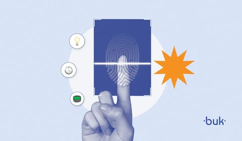 Control de asistencia a través del reloj checador tarjeta - imagen destacada